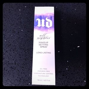 SOLD. NEW, FULL SIZE Urban Decay All Nighter Spray